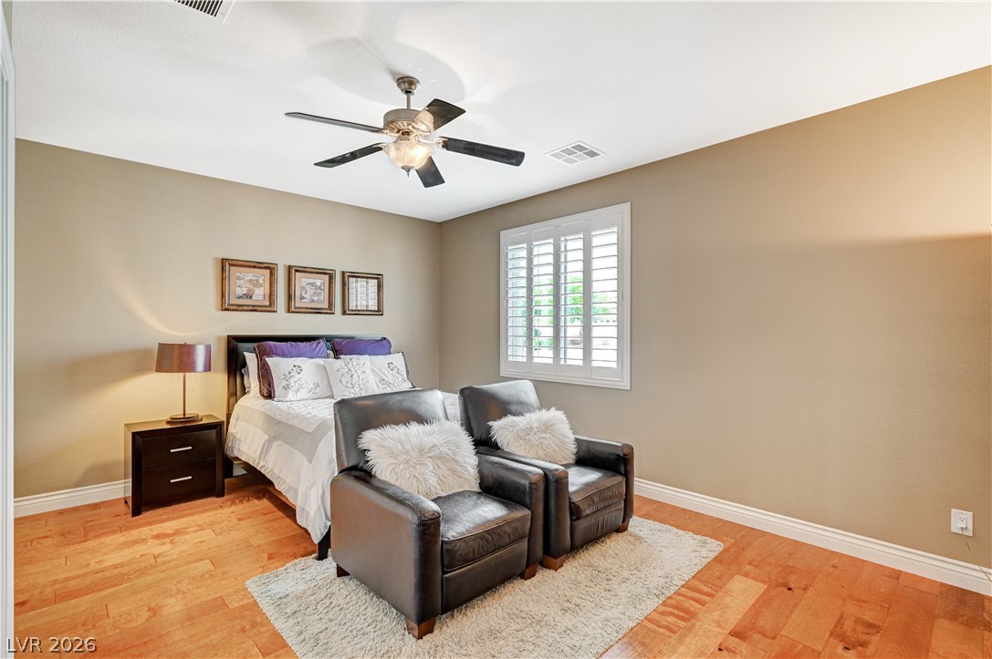 5669 Victoria Regina Avenue Las Vegas NV 89139
