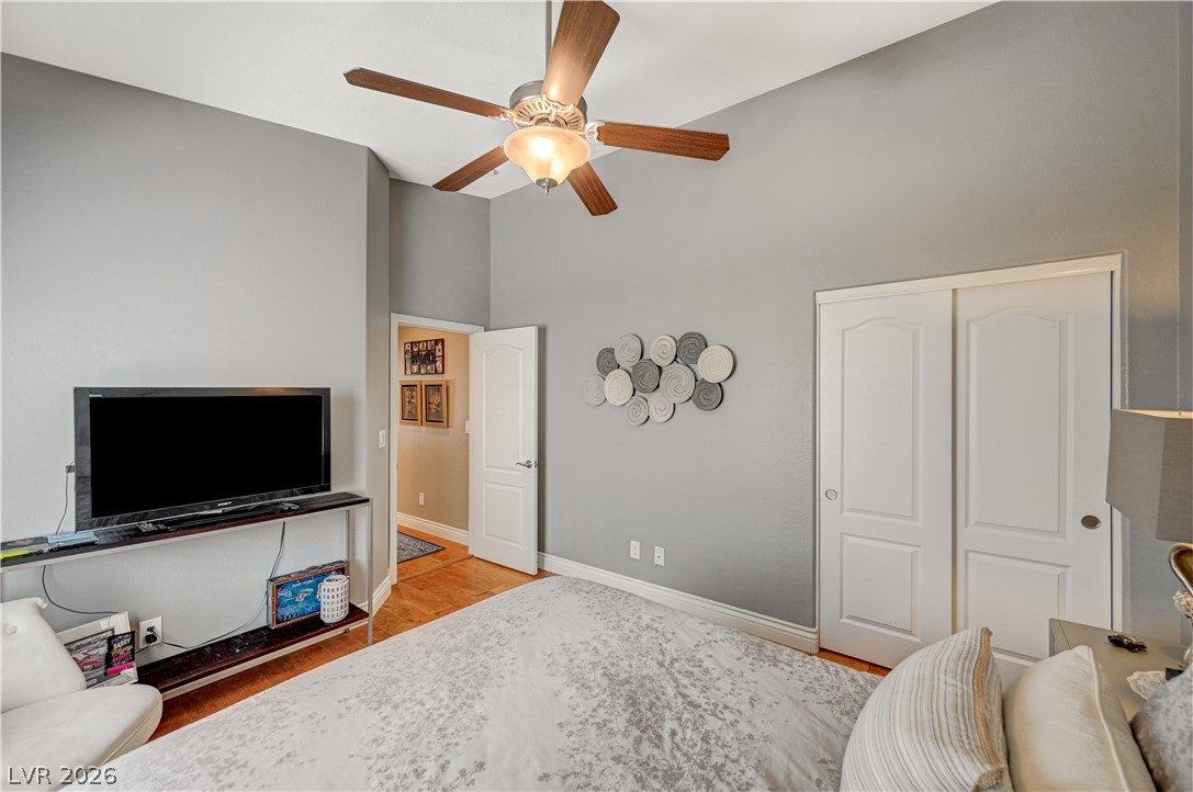 5669 Victoria Regina Avenue Las Vegas NV 89139