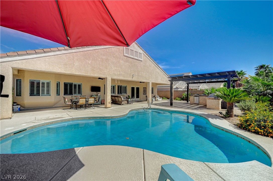 5669 Victoria Regina Avenue Las Vegas NV 89139