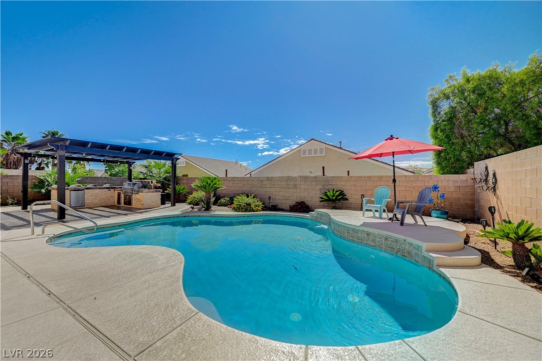 5669 Victoria Regina Avenue Las Vegas NV 89139