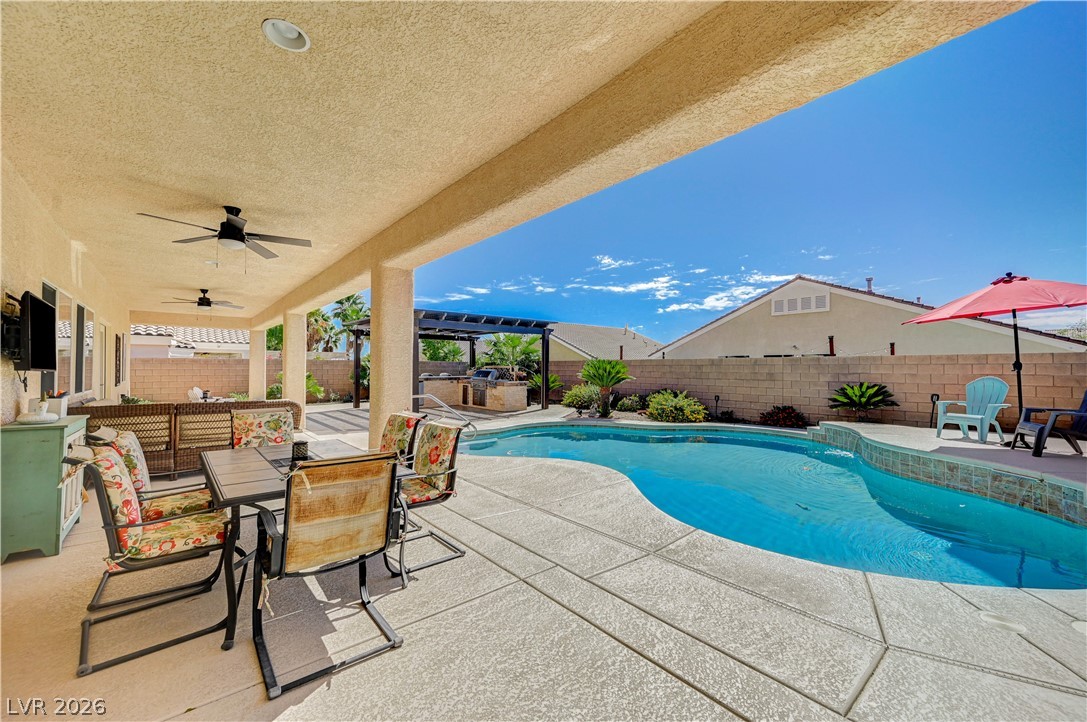 5669 Victoria Regina Avenue Las Vegas NV 89139