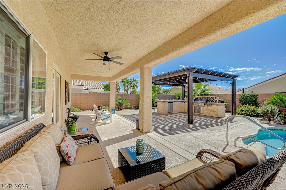 5669 Victoria Regina Avenue Las Vegas NV 89139