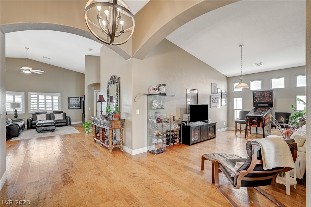 5669 Victoria Regina Avenue Las Vegas NV 89139