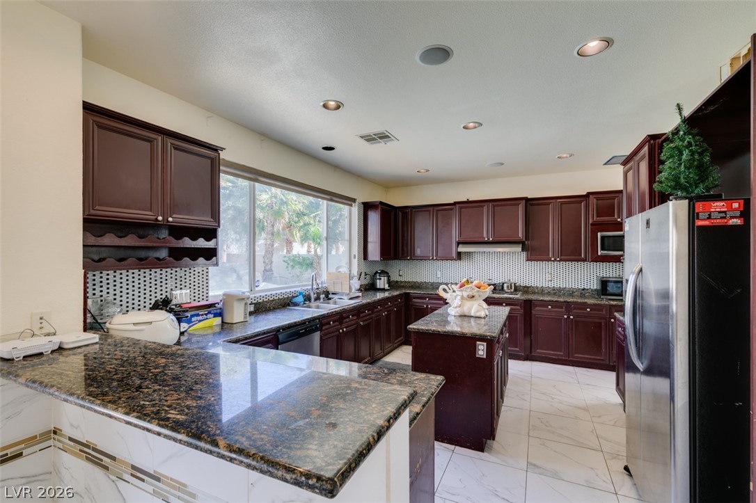 10 Gulf Pines Avenue Las Vegas NV 89148