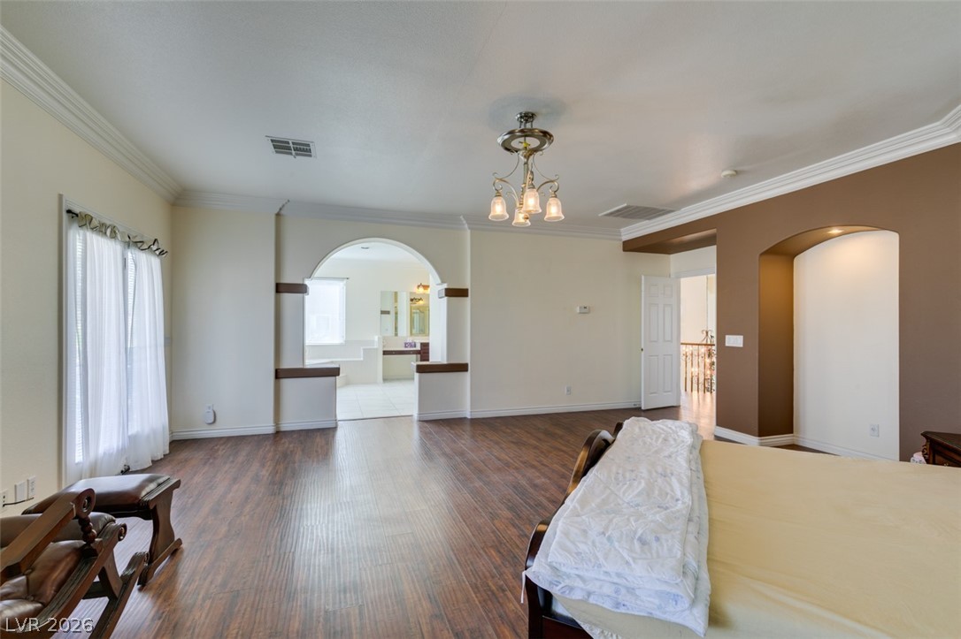 10 Gulf Pines Avenue Las Vegas NV 89148
