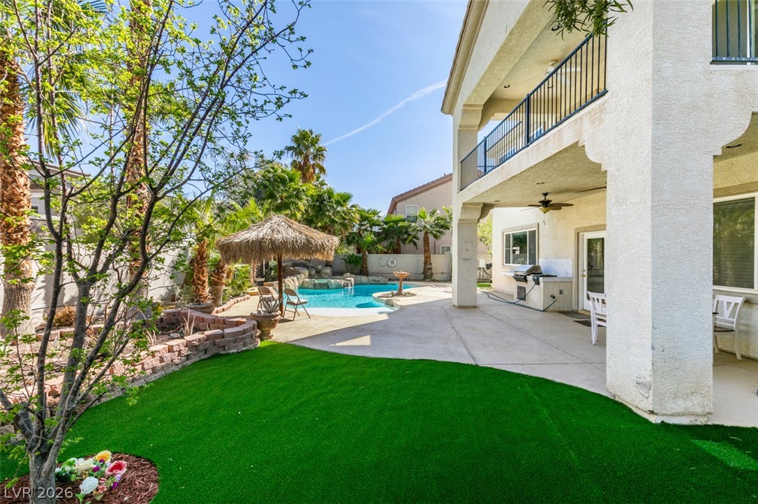 10 Gulf Pines Avenue Las Vegas NV 89148