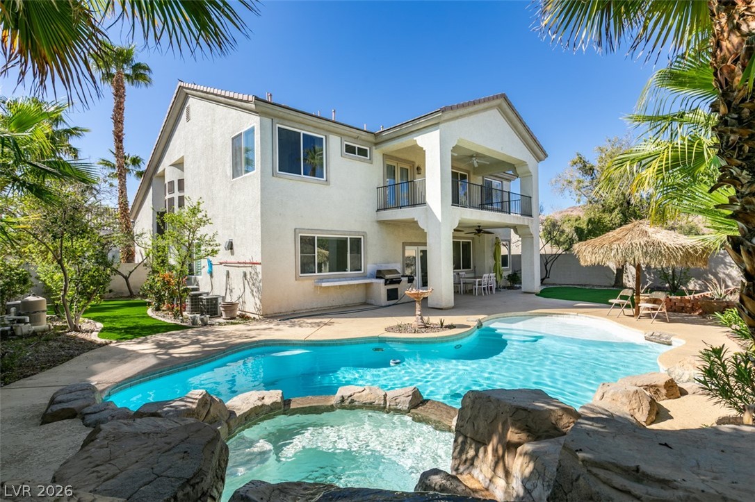 10 Gulf Pines Avenue Las Vegas NV 89148