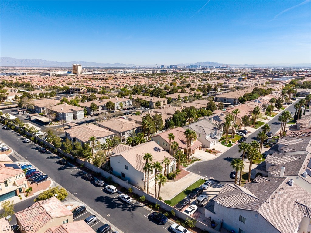10 Gulf Pines Avenue Las Vegas NV 89148