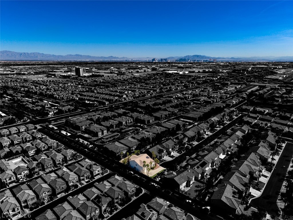 10 Gulf Pines Avenue Las Vegas NV 89148