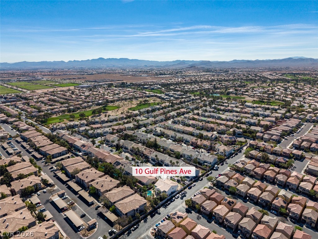 10 Gulf Pines Avenue Las Vegas NV 89148