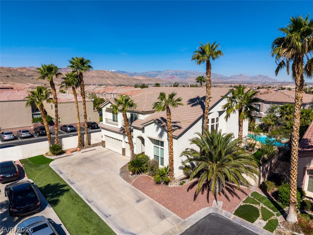 10 Gulf Pines Avenue Las Vegas NV 89148