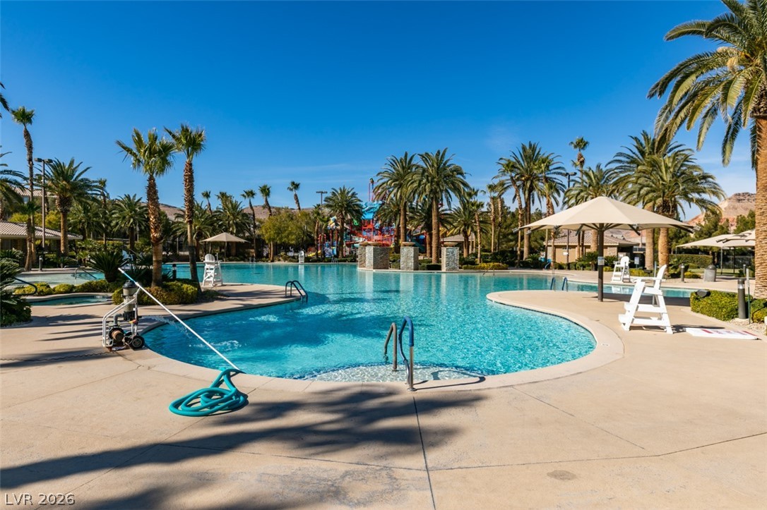 10 Gulf Pines Avenue Las Vegas NV 89148