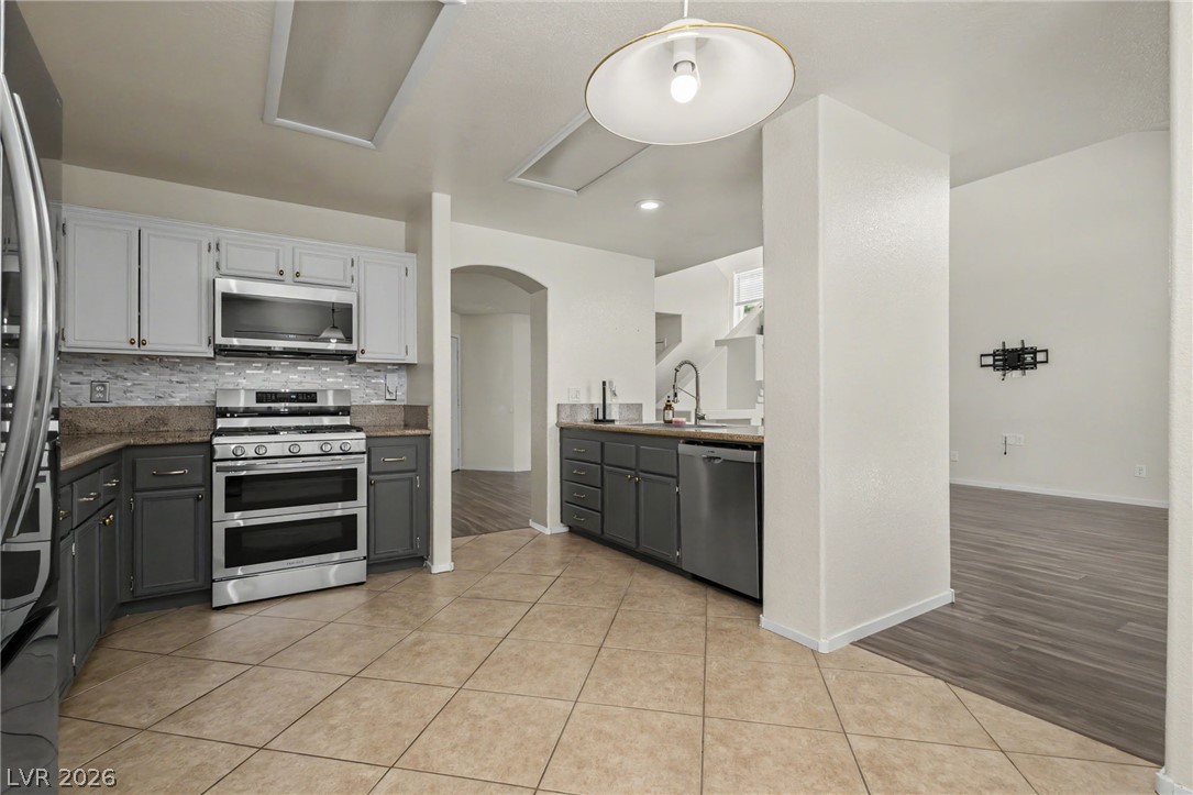 8216 Hollister Avenue Las Vegas NV 89131