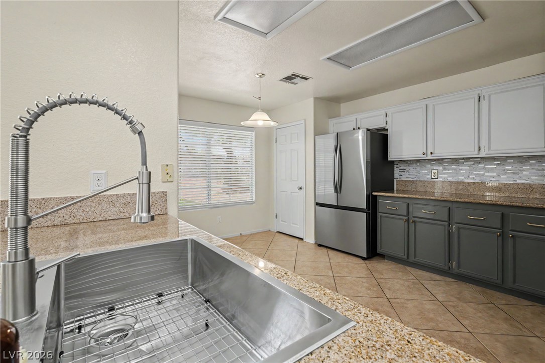 8216 Hollister Avenue Las Vegas NV 89131