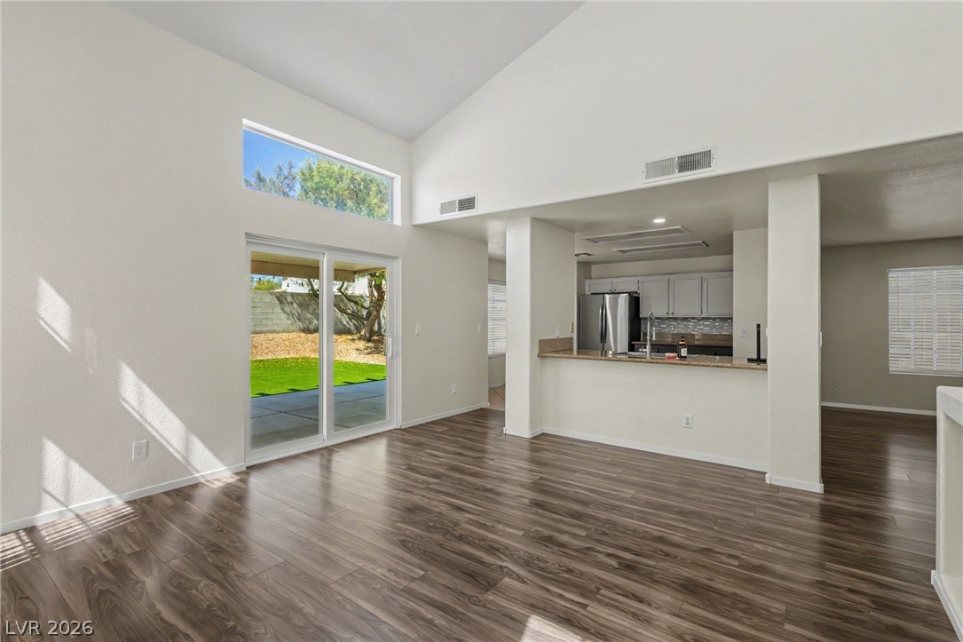 8216 Hollister Avenue Las Vegas NV 89131