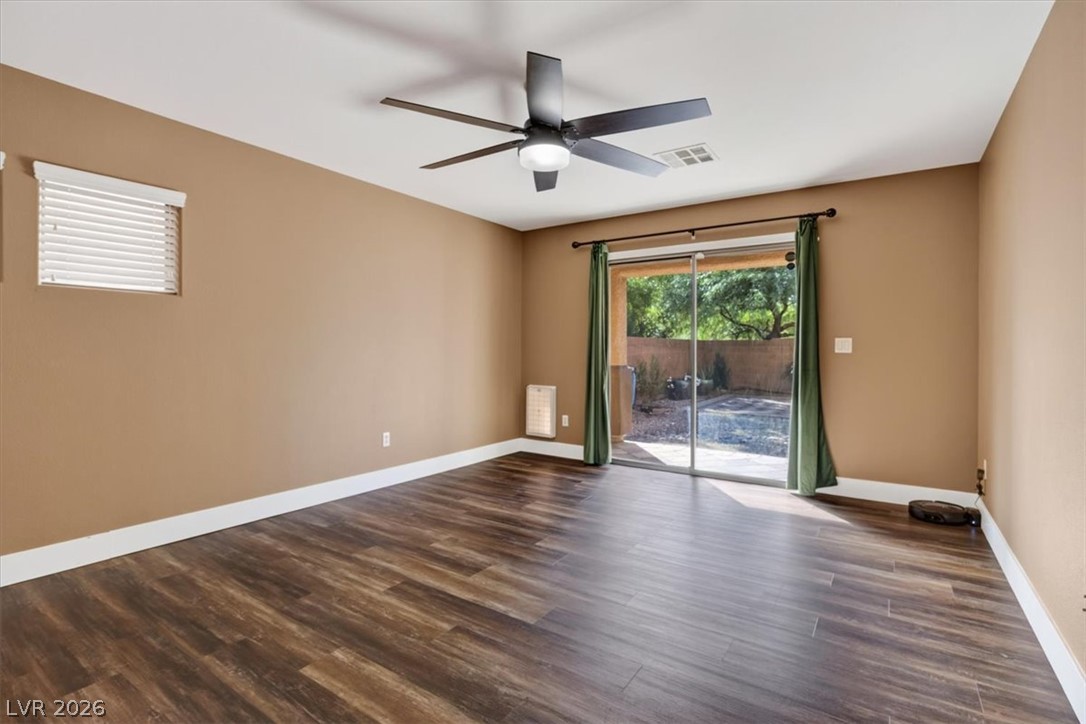 7473 Glimmering Sun Avenue Las Vegas NV 89178