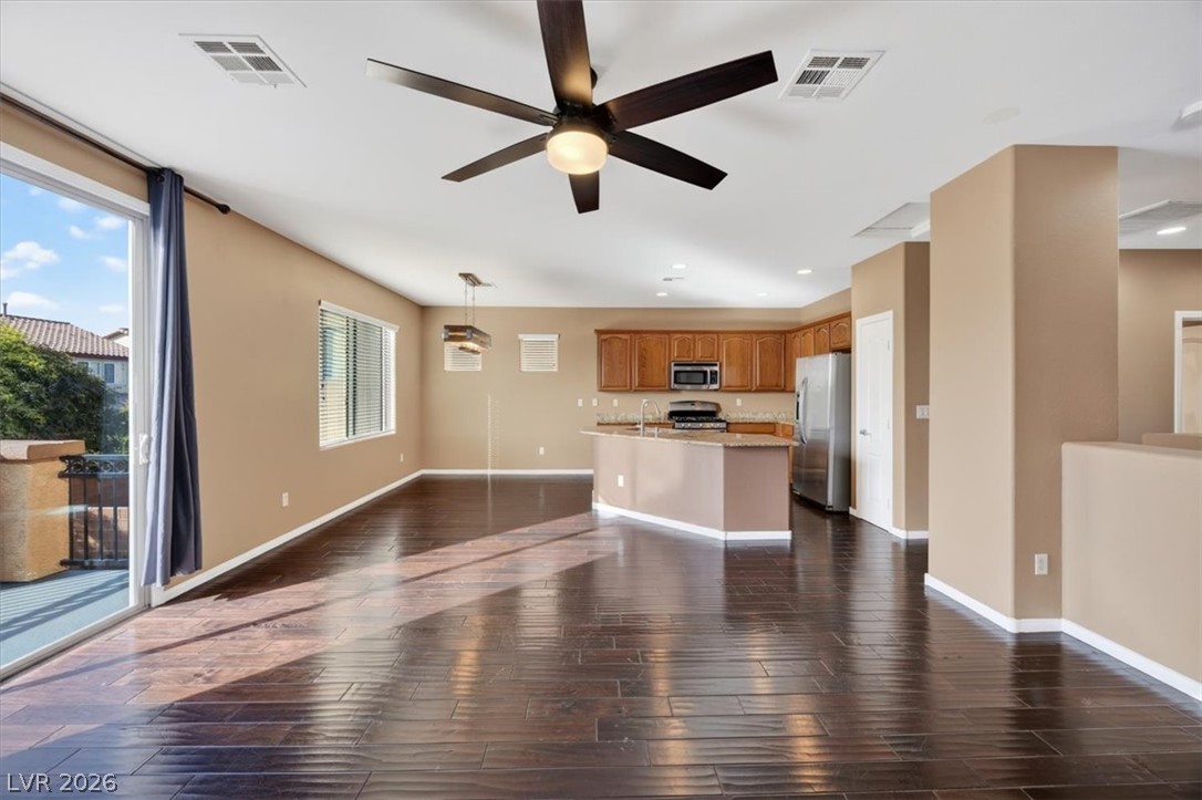 7473 Glimmering Sun Avenue Las Vegas NV 89178