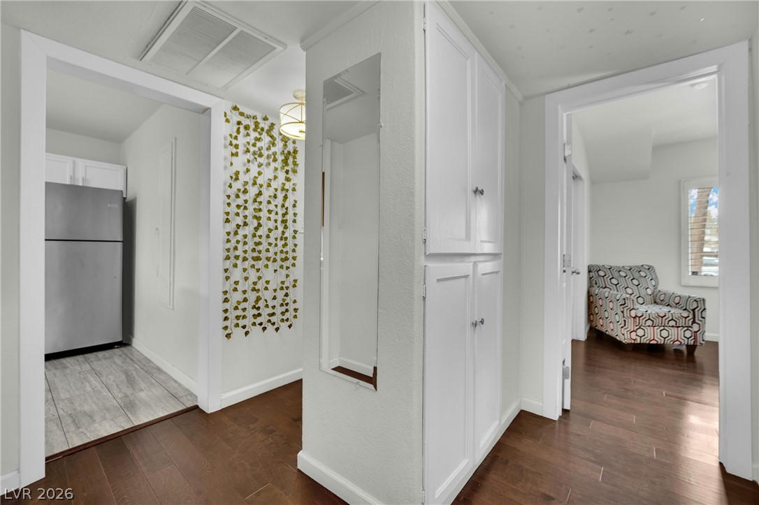 1932 Hassett Avenue Las Vegas NV 89104