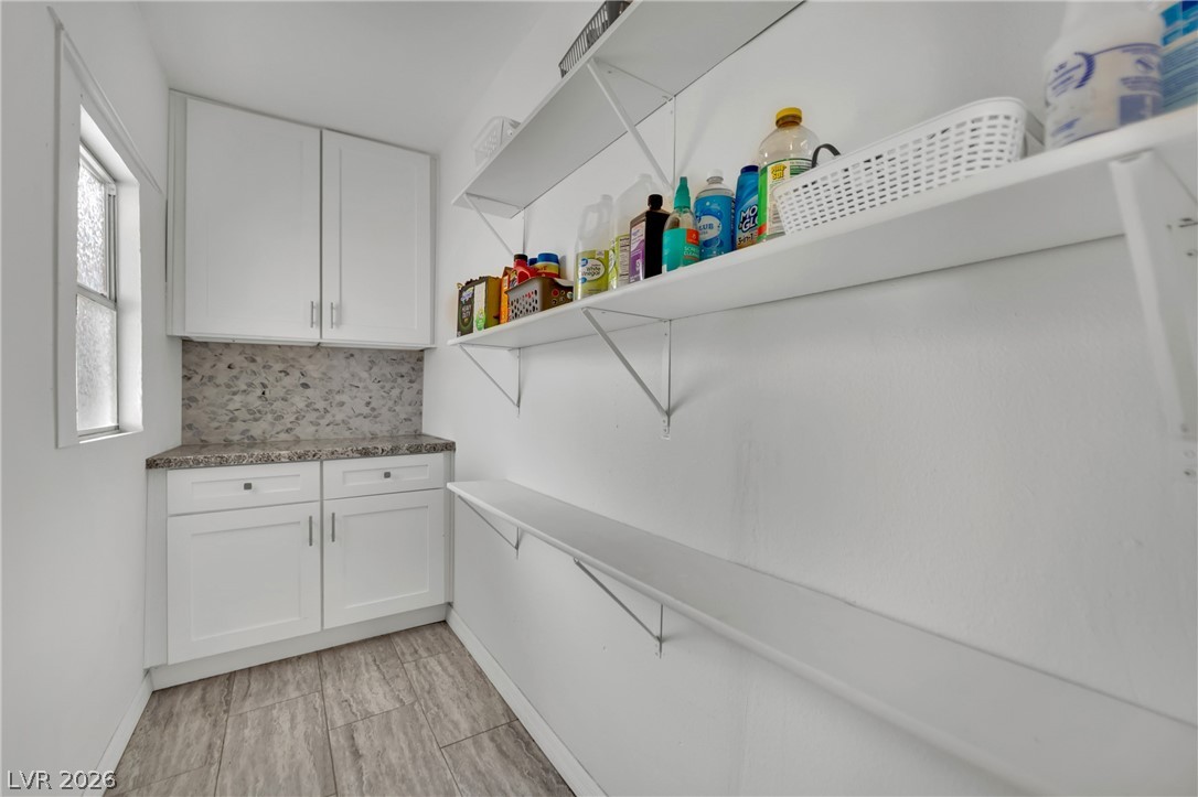 1932 Hassett Avenue Las Vegas NV 89104