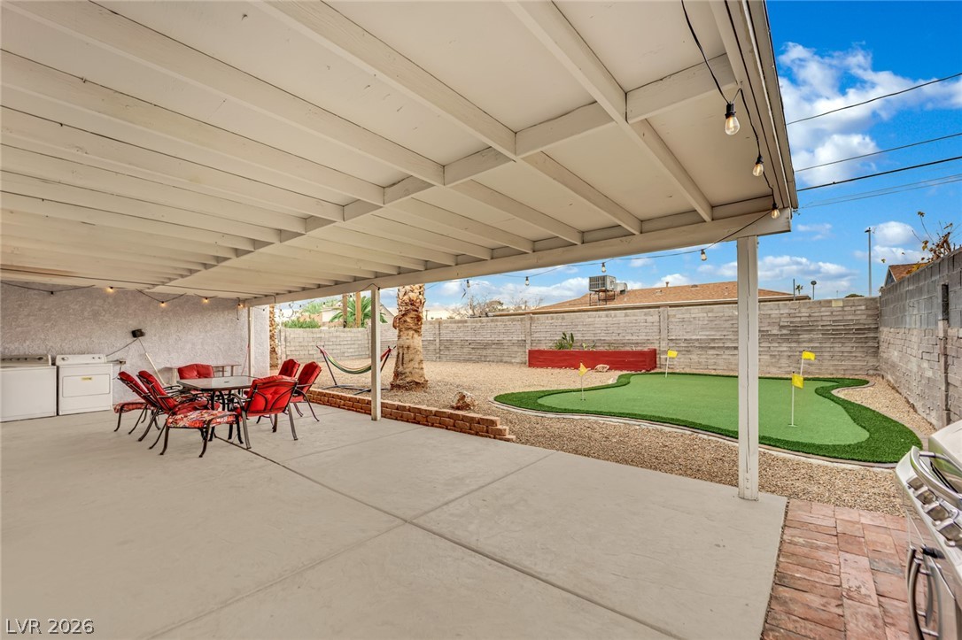 1932 Hassett Avenue Las Vegas NV 89104