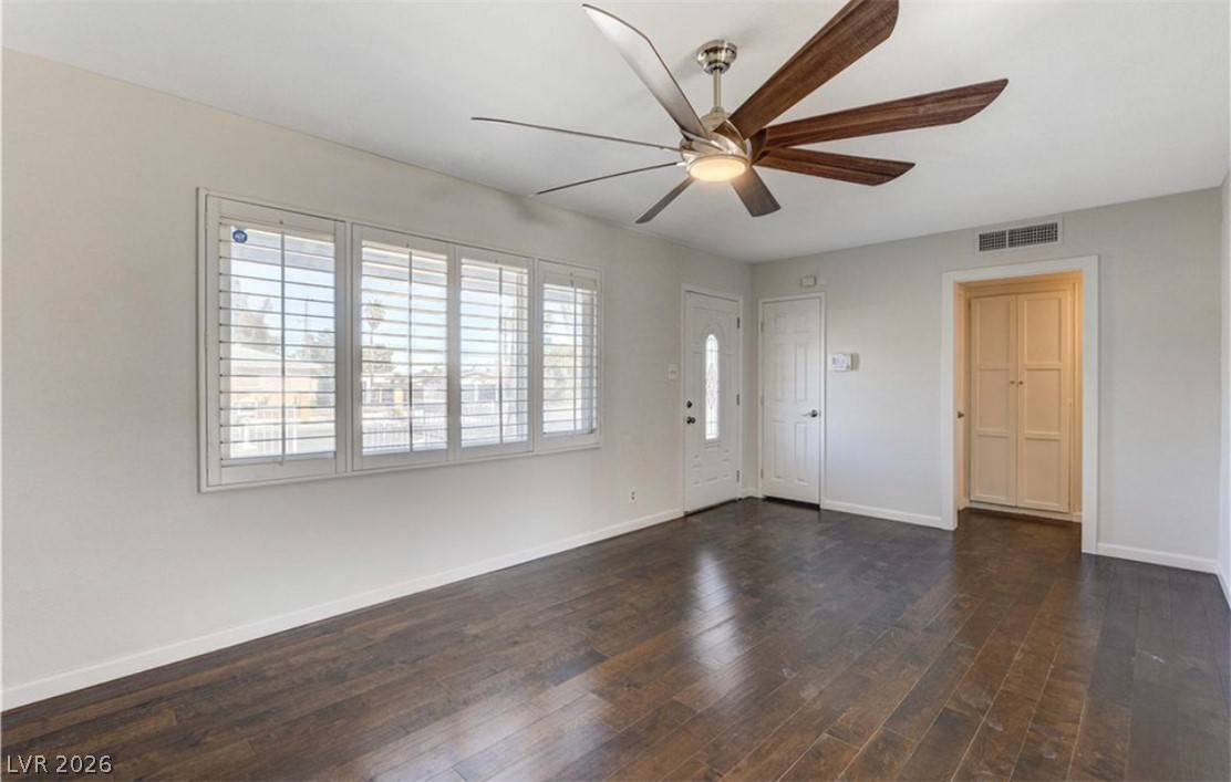 1932 Hassett Avenue Las Vegas NV 89104