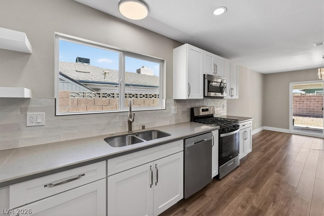 7725 Genzer Drive Las Vegas NV 89145