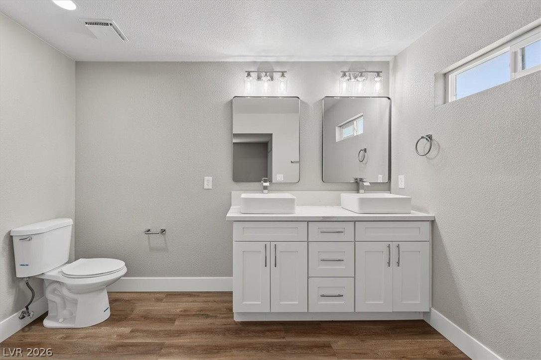7725 Genzer Drive Las Vegas NV 89145
