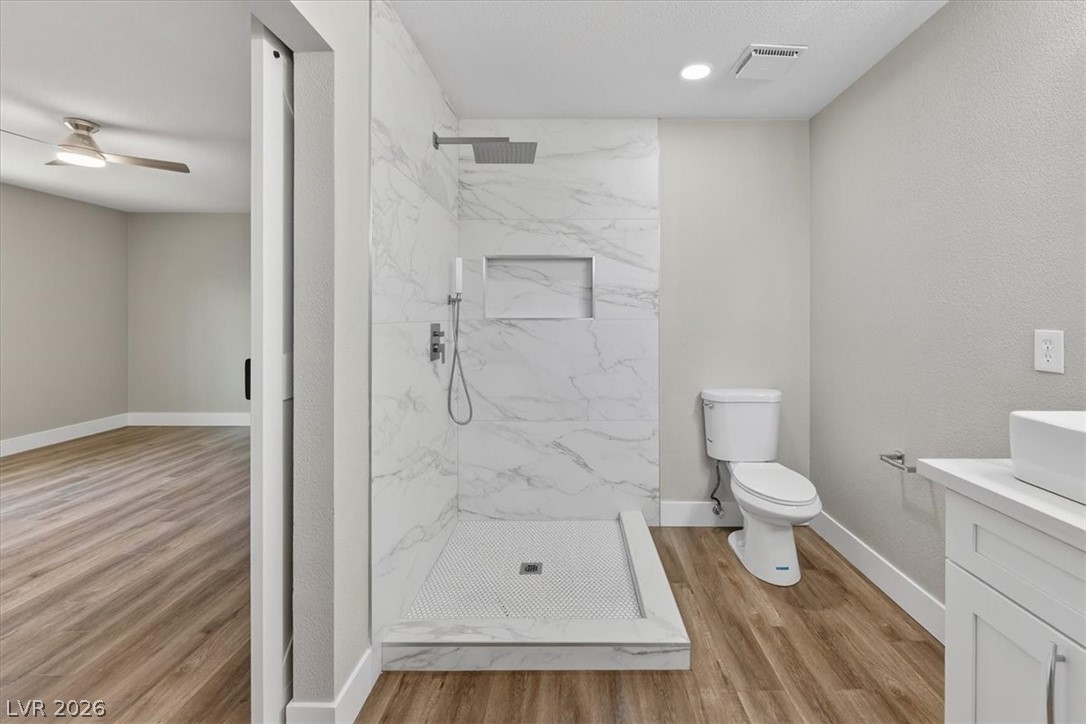 7725 Genzer Drive Las Vegas NV 89145