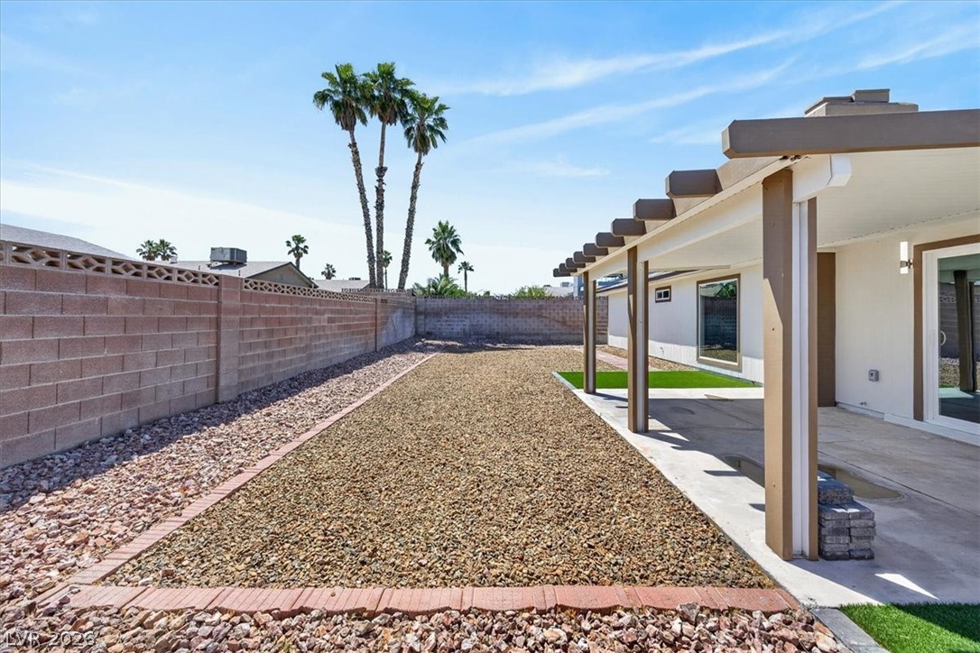 7725 Genzer Drive Las Vegas NV 89145