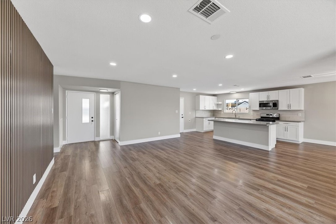 7725 Genzer Drive Las Vegas NV 89145