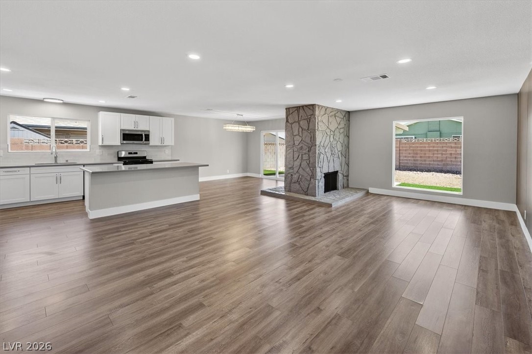 7725 Genzer Drive Las Vegas NV 89145