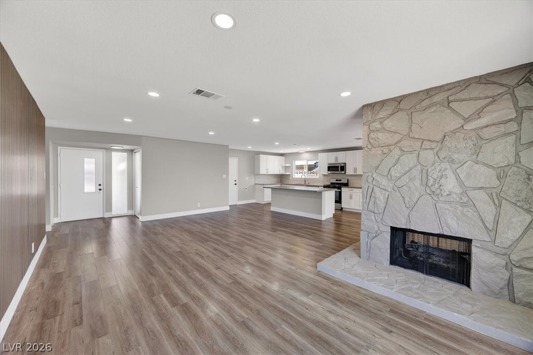 7725 Genzer Drive Las Vegas NV 89145