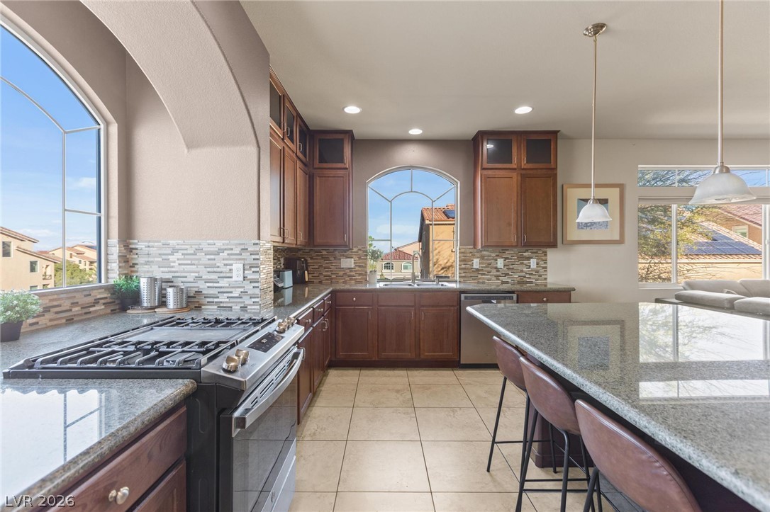 8508 Silver Coast Street Las Vegas NV 89139