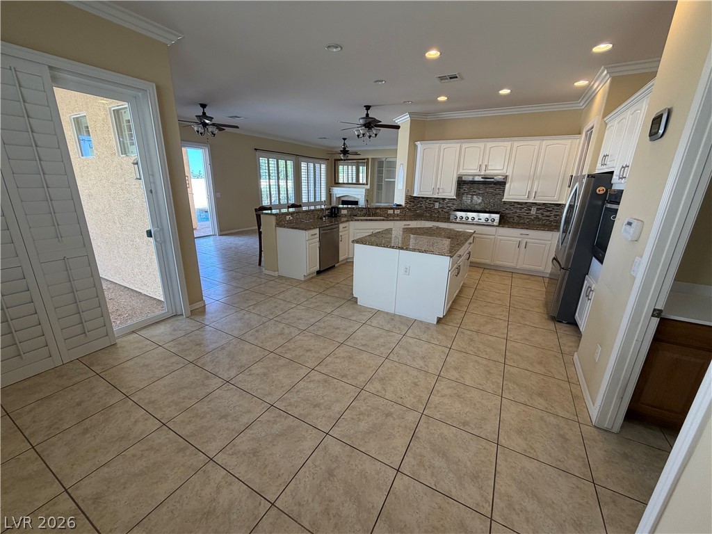 2127 Clearwater Lake Drive Henderson NV 89044