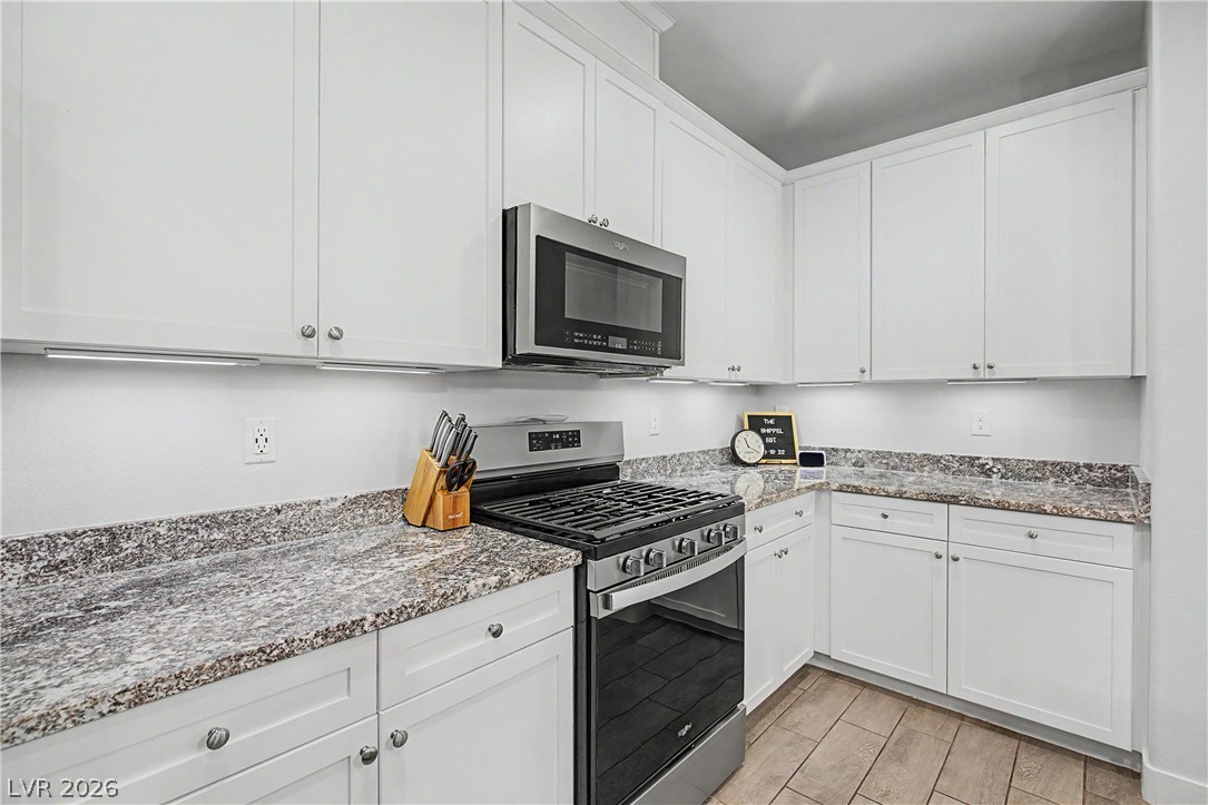 56 Cadence Crest Avenue Henderson NV 89011
