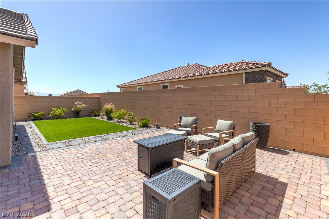 56 Cadence Crest Avenue Henderson NV 89011
