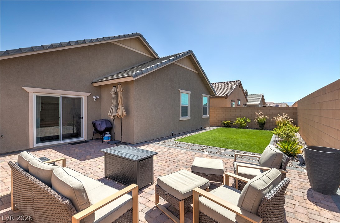 56 Cadence Crest Avenue Henderson NV 89011