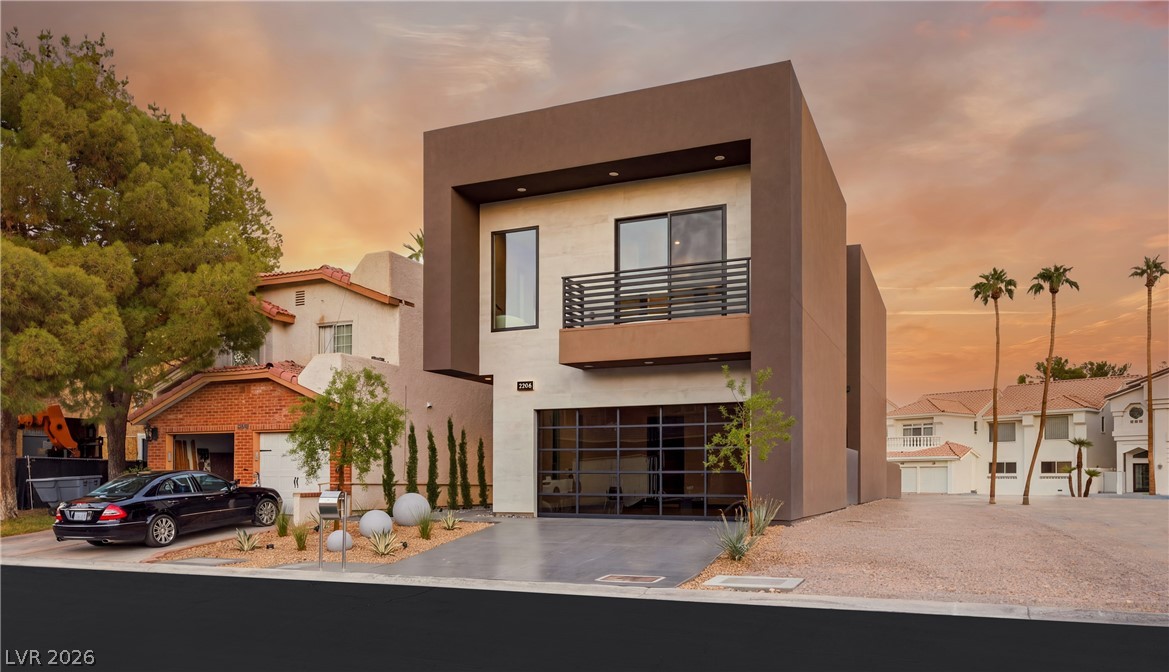 2824 Queens Courtyard Drive Las Vegas NV 89109