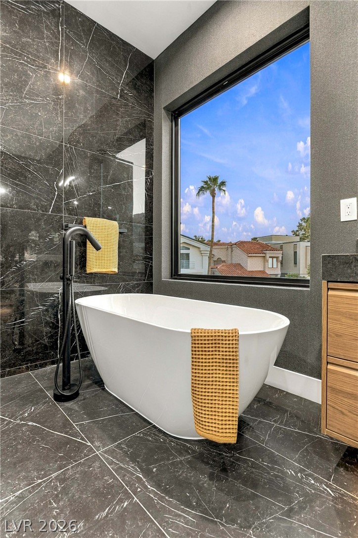 2824 Queens Courtyard Drive Las Vegas NV 89109
