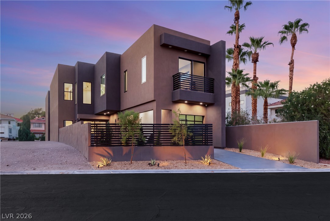 2824 Queens Courtyard Drive Las Vegas NV 89109