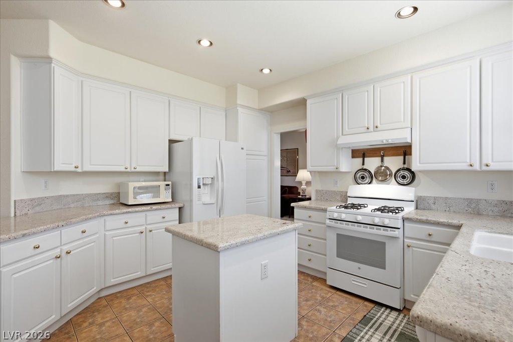 3624 Snowy Pines Street Las Vegas NV 89147