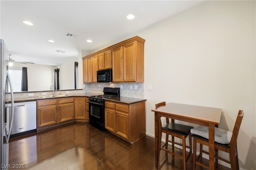 9276 Hosner Street Las Vegas NV 89178