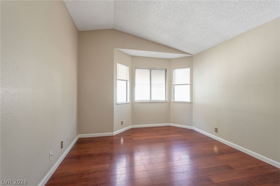 2528 Cherrywood Street Las Vegas NV 89108