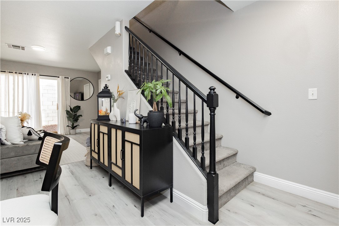 4774 Valleyside Avenue Las Vegas NV 89115