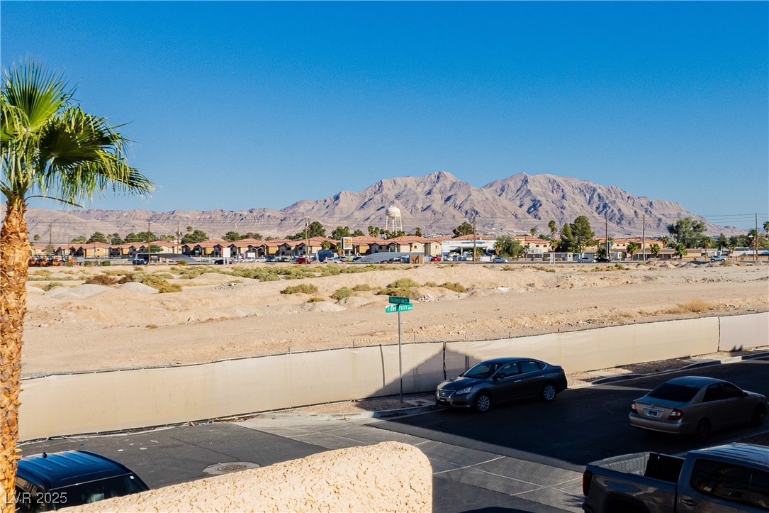 4774 Valleyside Avenue Las Vegas NV 89115