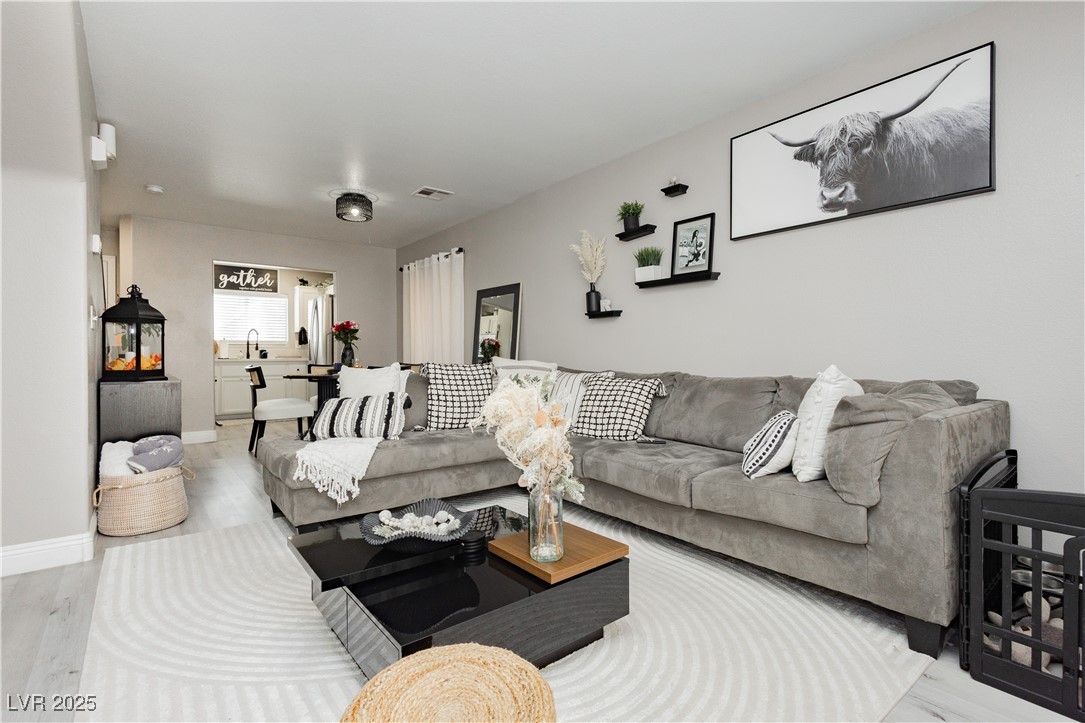 4774 Valleyside Avenue Las Vegas NV 89115