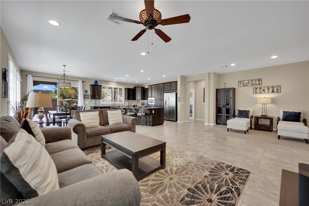 3829 Riviera Regal Avenue North Las Vegas NV 89081