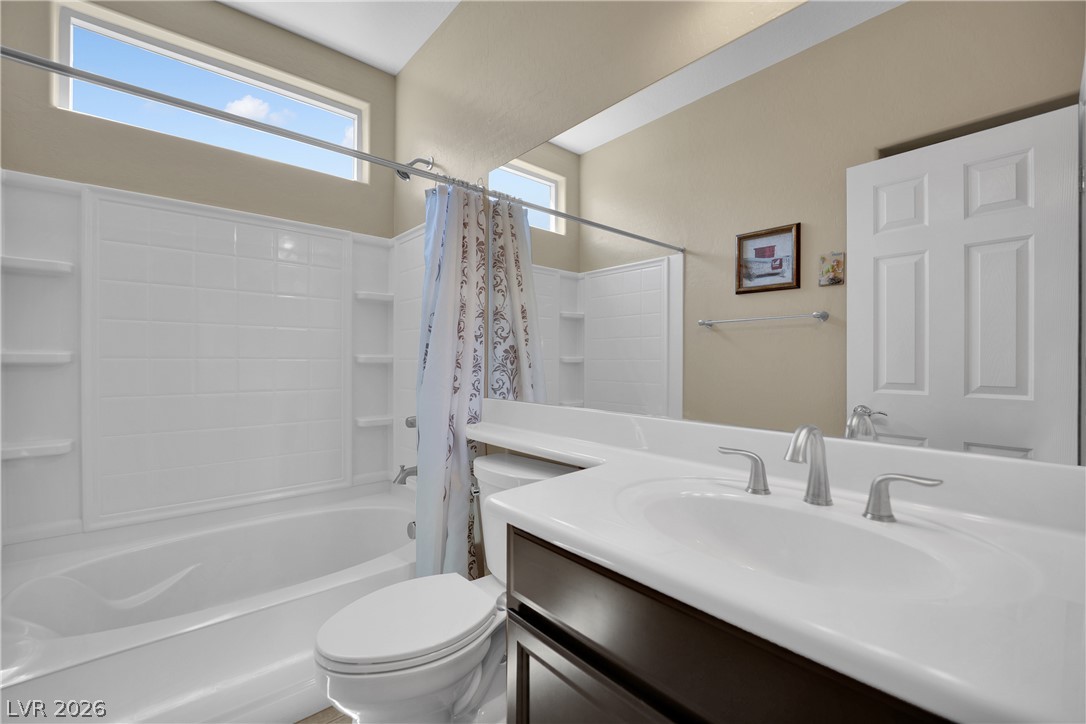 3829 Riviera Regal Avenue North Las Vegas NV 89081