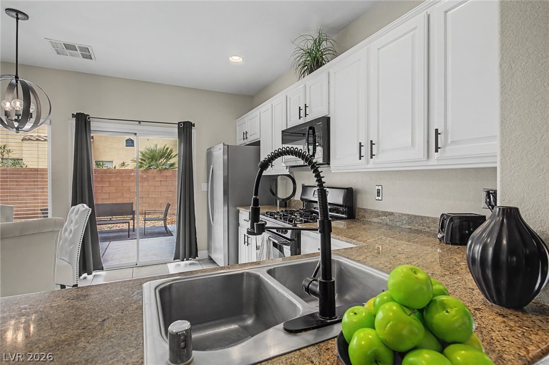 8136 Memory Lake Avenue Las Vegas NV 89178
