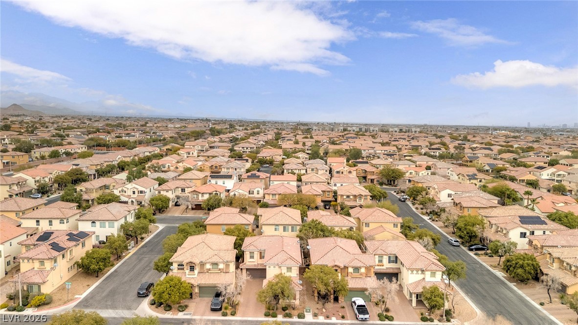 8136 Memory Lake Avenue Las Vegas NV 89178